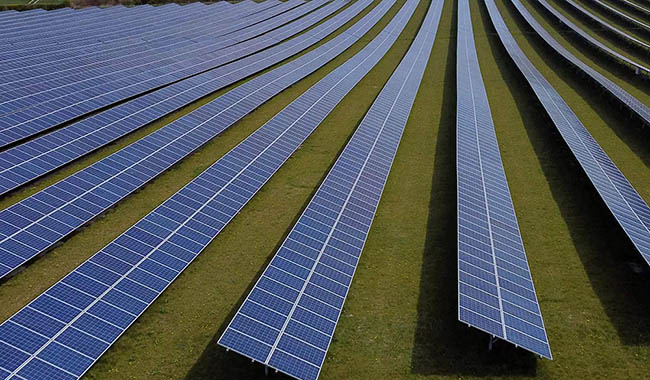 Deutschland startet 1.950 MW große Solarausschreibung