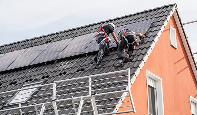 Anstieg der Photovoltaik- und Energiespeicheranlagen auf Dächern in Australien